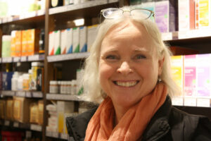 Ulrika Wahlstedt i butiken